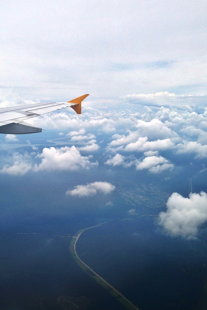 TigerAir-Over-Long-Road-Going-Back-Singapore.JPG
