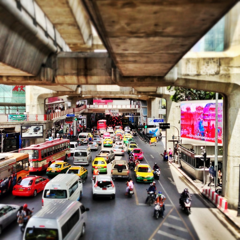 Colorful-Bangkok-Traffic.JPG